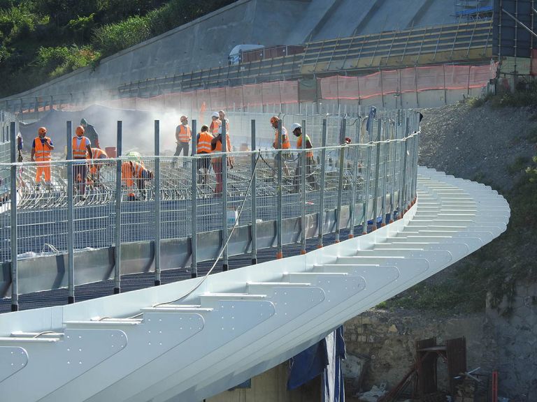 Avanzamento dei lavori del Ponte – Getto della soletta sulla rampa (giugno 2020) Ph. Shunji Ishida