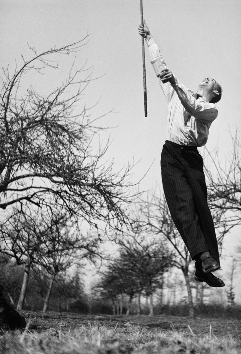 Jacques Henri Lartigue, André Haguet, un cugino di Lartigue, Foresta di Rambouillet, 1938