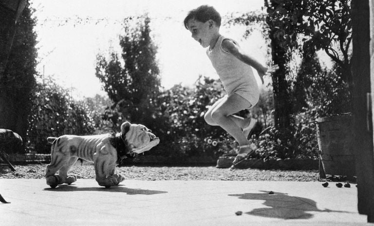 Jacques Henri Lartigue, Dani Lartigue, Aix les Bains, agosto 1925