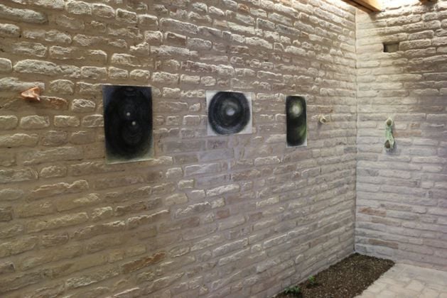 Paola Ricci, Pensiero Forma Nest, 2020, exhibition view, TOMAV – Torre di Moresco Centro Arti Visive, Moresco
