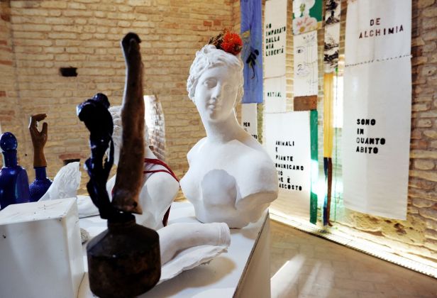 Paola Tassetti, Therapeutes, 2020, exhibition view, TOMAV – Torre di Moresco Centro Arti Visive, Moresco