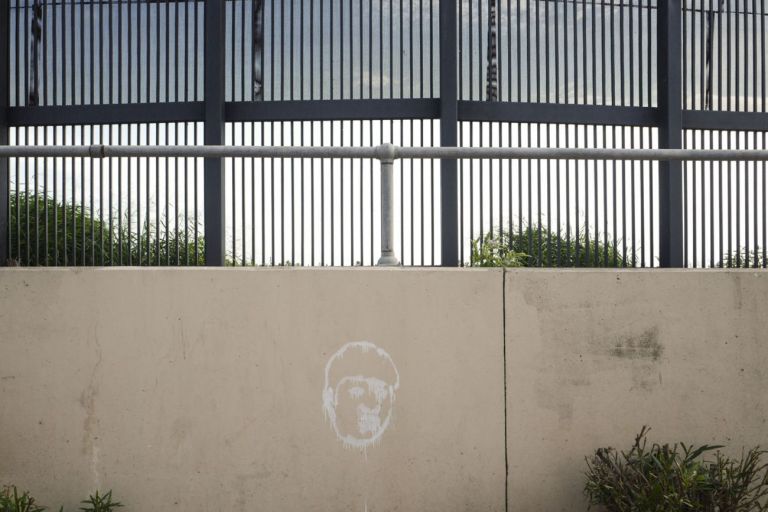 Peter van Agtmael Caricature of Donald Trump by the border crossing in Brownsville. Brownsville. Texas. USA. 2016 © Peter van Agtmael - Magnum Photos