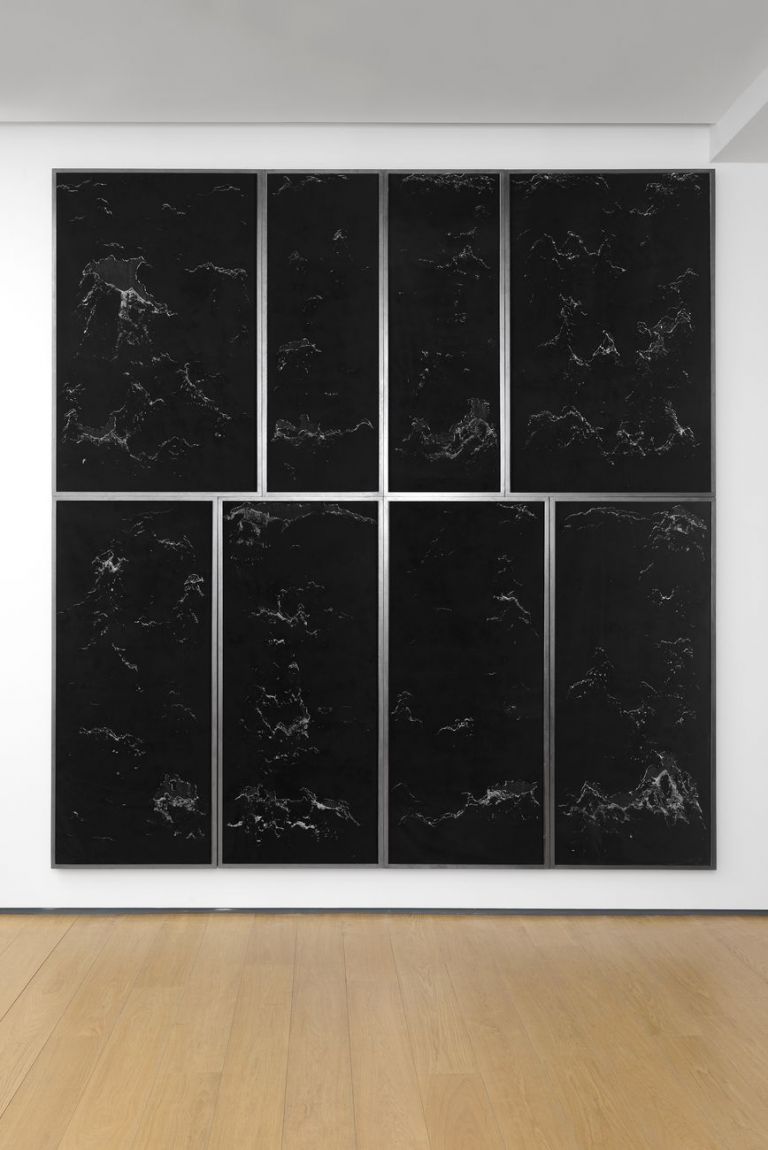 Sophie Ko, Geografia temporale. Al termine della notte, 2019, pigmento puro, cenere di immagini bruciate, polittico, 320x300 cm. Courtesy Building Gallery, Milano. Photo Michele Alberto Sereni