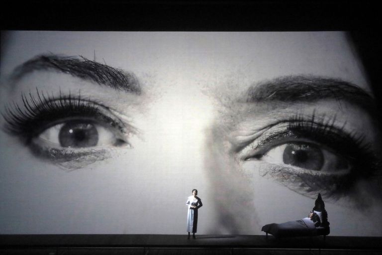 Marina Abramović, 7 Deaths of Maria Callas at Bayerische Staatsoper. Photo © Wilfried Hösl. Courtesy of Bayerische Staatsoper