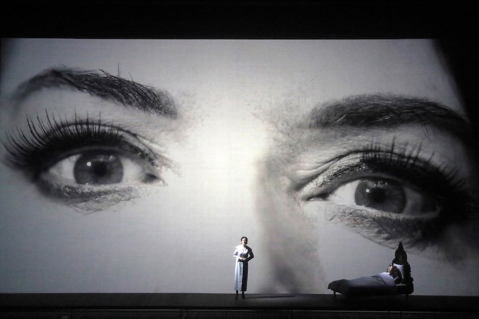 Alla Bayerische Staatsoper di Monaco “7 Deaths of Maria Callas”, l’opera di Marina Abramović