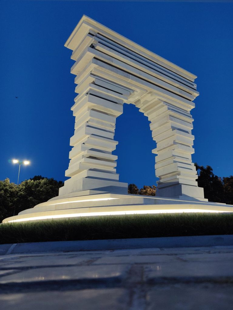 Arco di San Marco in Puglia. Courtesy Antonio Pio Saracino