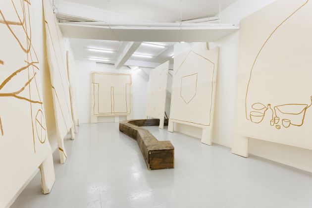 Charles Benjamin, P for Everything Installation view with Microwave (2019); T-shirtpants (2019); Grass (2019); House pocket (2019); P for Party (2019). S.A.L.T.S. at Kunsthalle Lissabon. Photo: Bruno Lopes.