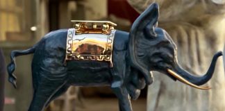 Dalì a Siena - una scultura appena prodotta nella Fonderia Perseo di Mendrisio
