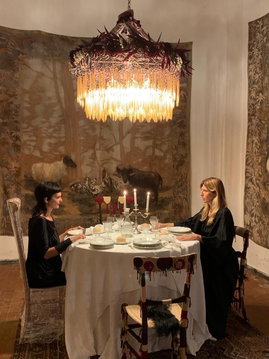 Il salotto buono, Valentina Giovando ed Elena Carozzi - courtesy Valentina Giovando