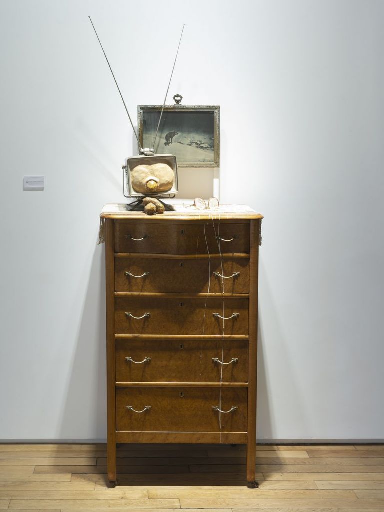 Kienholz, Useful art No.1, 1992. Photo Bertrand Huet © Courtesy Templon, Parigi Brussels