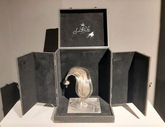 Le sculture di Dalì vendute dall'organizzazione di Beniamino Levi
