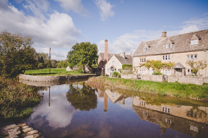 Lower Slaughter, Cheltenham, United Kingdom Ph. Ivy Barn
