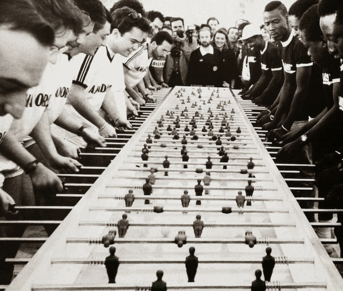 Maurizio Cattelan, Stadium