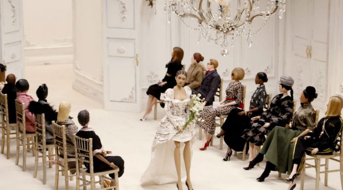 Milano Fashion Week, settembre 2020. Moschino