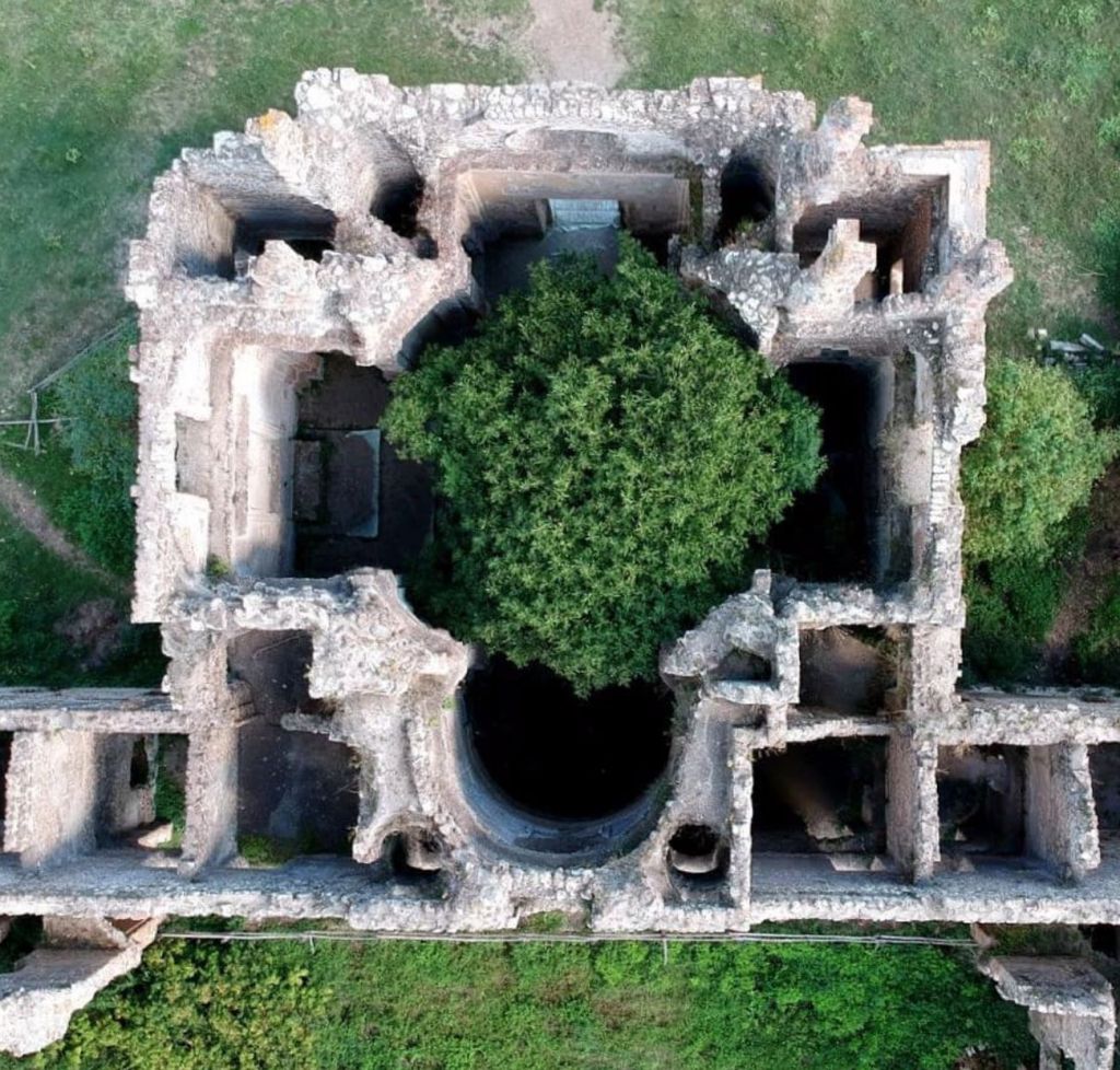 Italia fantasma. Monterano, un gioiello alle porte di Roma