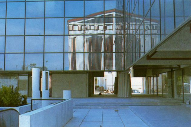 Vittorio Mazzucconi, La nuova Agorà, Atene, 1987