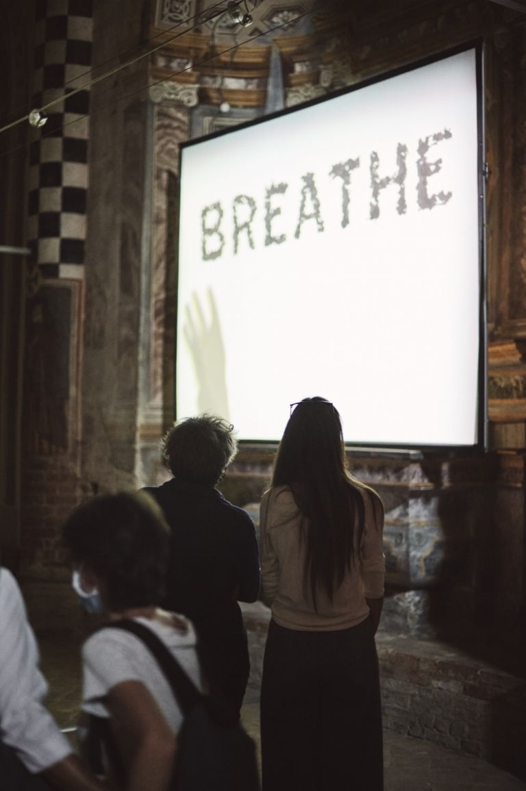 William Kentridge, Respirare, Chiesa San Domenico, Alba, Photo credits Luca Privitera