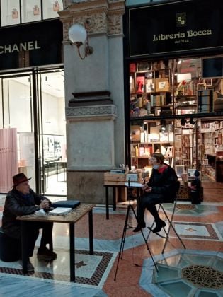 Alessandro Quasimodo con Cristina Pinata courtesy Libreria Bocca Milano