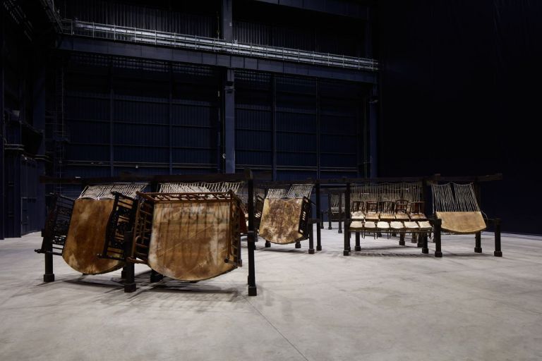 Chen Zhen, Jue Chang, Dancing Body – Drumming Mind (The Last Song), 2000. Installation view, Pirelli HangarBicocca, Milan, 2020. Pinault Collection © ADAGP, Paris. Courtesy Pirelli HangarBicocca. Photo Agostino Osio