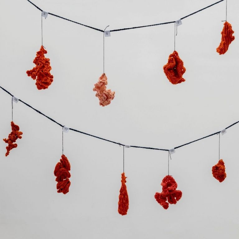 Emily Jones. Tilt Elk Luck Warm. Installation view at Spazio Veda, Firenze 2020. Courtesy Spazio Veda