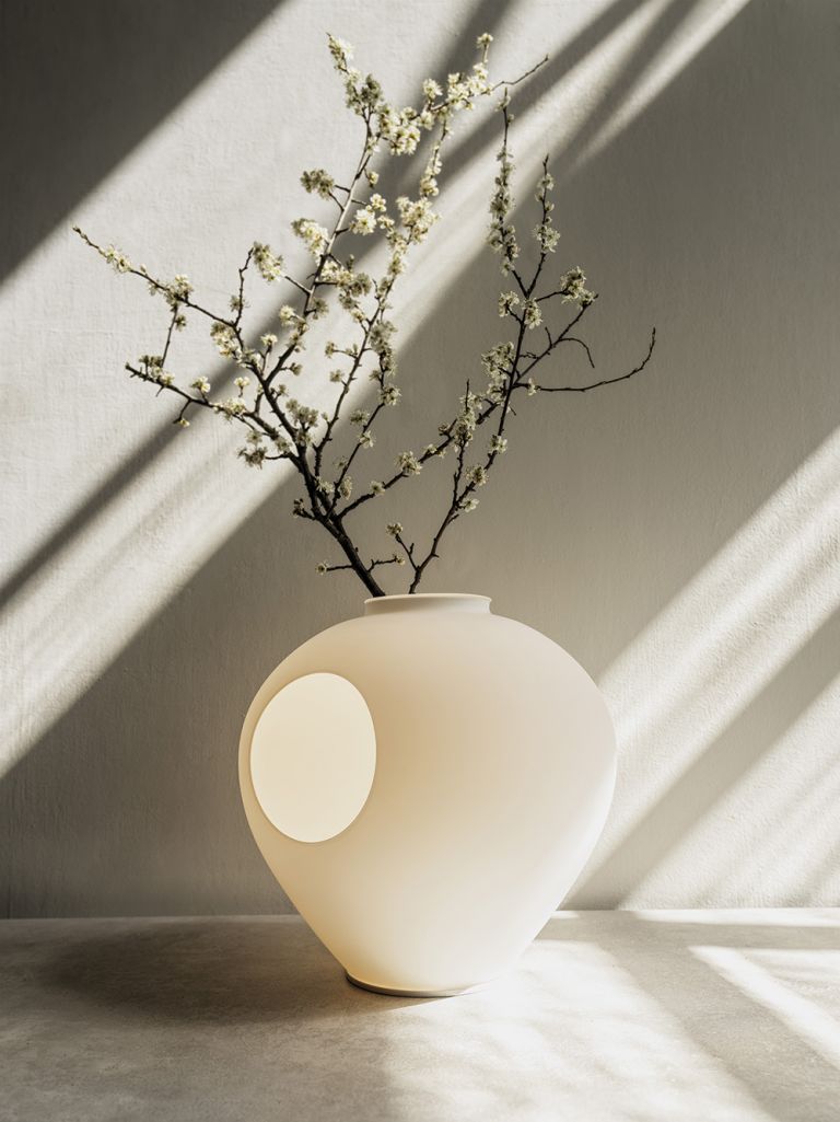 Foscarini_Madre by Andrea Anastasio ©courtesy of Foscarini