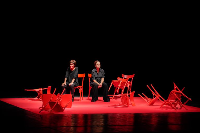Giuliana Musso, Dentro un’altra storia (vera, se volete). Courtesy La Biennale di Venezia. Photo © Andrea Avezzù