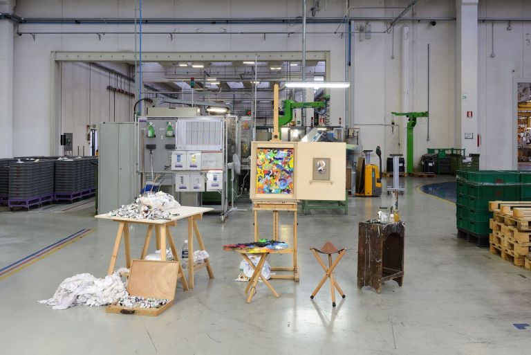 Matteo Fato, Gentile come un ritratto, 2020. Un momento del workshop in FIME Elica Motors Division, Castelfidardo. Courtesy Fondazione Ermanno Casoli. Photo Michele Alberto Sereni