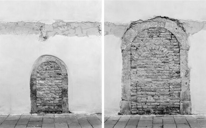 Marco Maria Zanin, Chiesa di Sant’Agnese Vecchi accessi, 2019, stampa fine art su carta cotone, dittico, 137,5x110 cm ciascuno