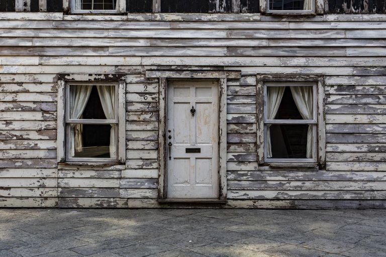 Ryan Mendoza. Almost Home The Rosa Parks House Project. Installation view at Palazzo Reale, Napoli 2020. Courtesy Fondazione Morra Greco. Photo Camillo Ripaldi