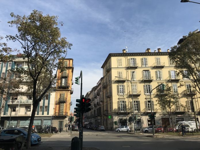 Casa Scaccabarozzi (Fetta di polenta), Torino, ph Claudia Giraud