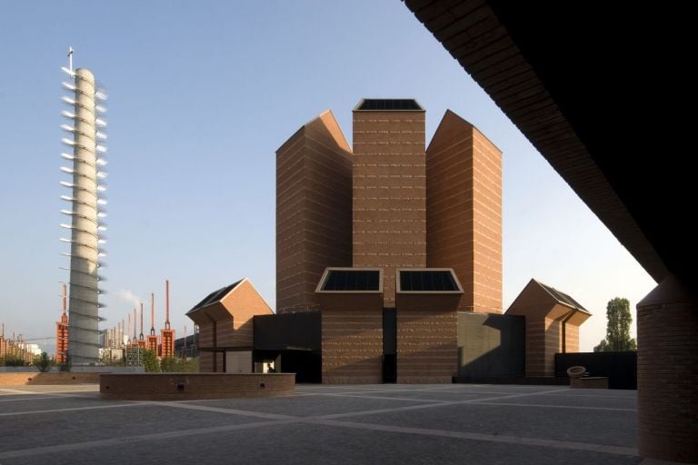 Mario Botta, Chiesa del Santo Volto, Torino, Italia, 2001 06. Photo Enrico Cano