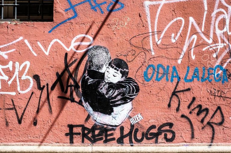 Rizek, Free Hugs, Bologna, 2016