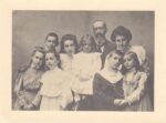 Adolfo Wittgens de Streytenau con la moglie Margherita Righini, i figlie e le figlie, 1909 10. Fondazione Elvira Badaracco, Milano