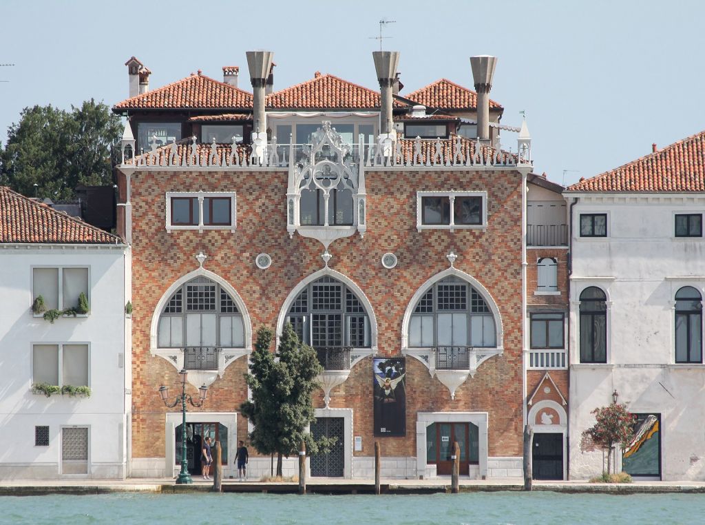 A Venezia venduta la Casa dei Tre Oci. Diventerà sede del Berggruen Institute