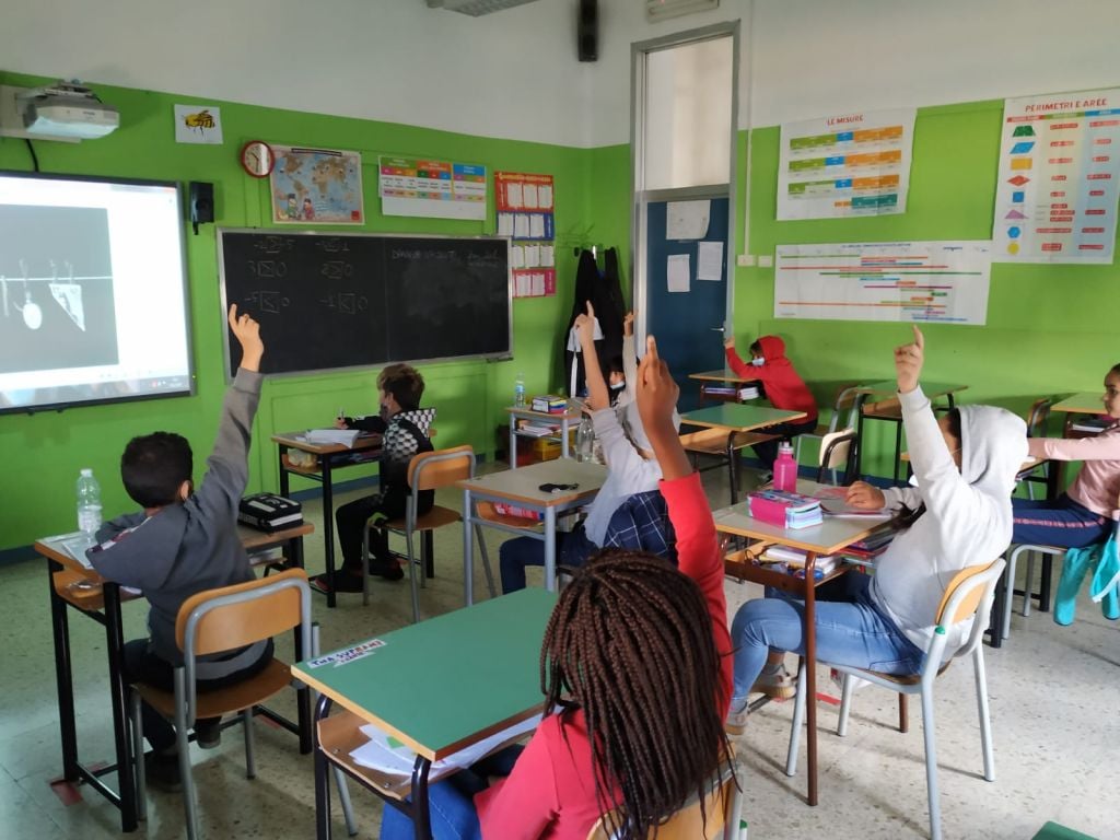 La mostra di Gagliardi e Domke curata dai bambini della Scuola Primaria Pestalozzi di Torino