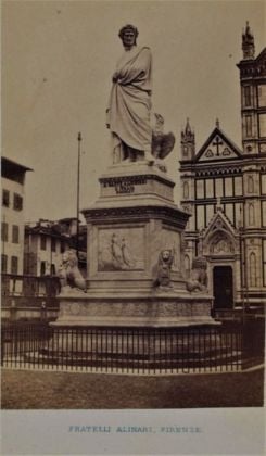Fig. 10 Fotografia dei Fratelli Alinari, Piazza Santa Croce, Firenze, 1865