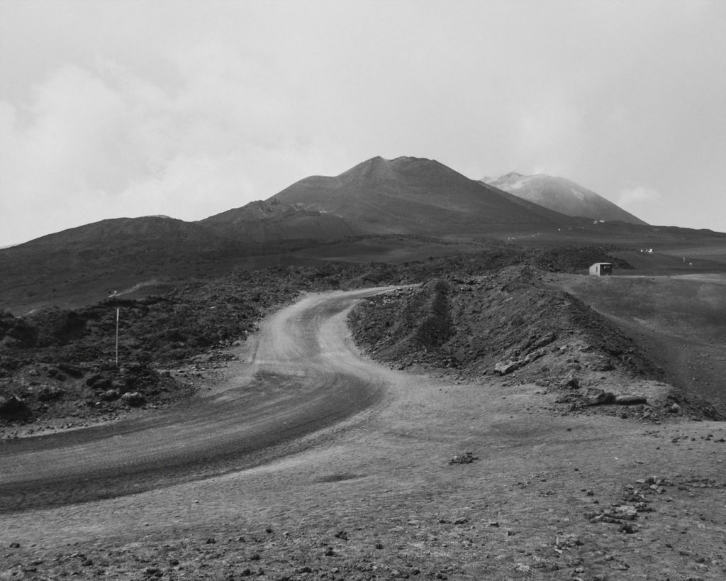 Fotografare l’Etna. Il progetto di Giulia De Marchi