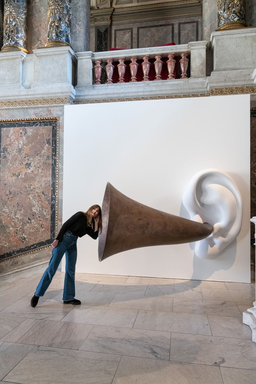 John Baldessari, Beethoven’s Trumpet (with Ear) Opus # 133, 2007 © John Baldessari. Courtesy the artist & Sprüth Magers & Beyer Projects. Photo KHM Museumsverband
