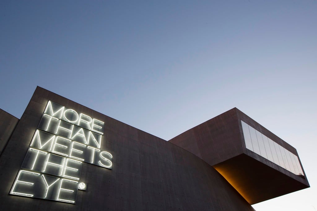 Il MAXXI e lo Swatch Art Peace Hotel compiono 10 anni: al via collaborazione tra mostre e orologi