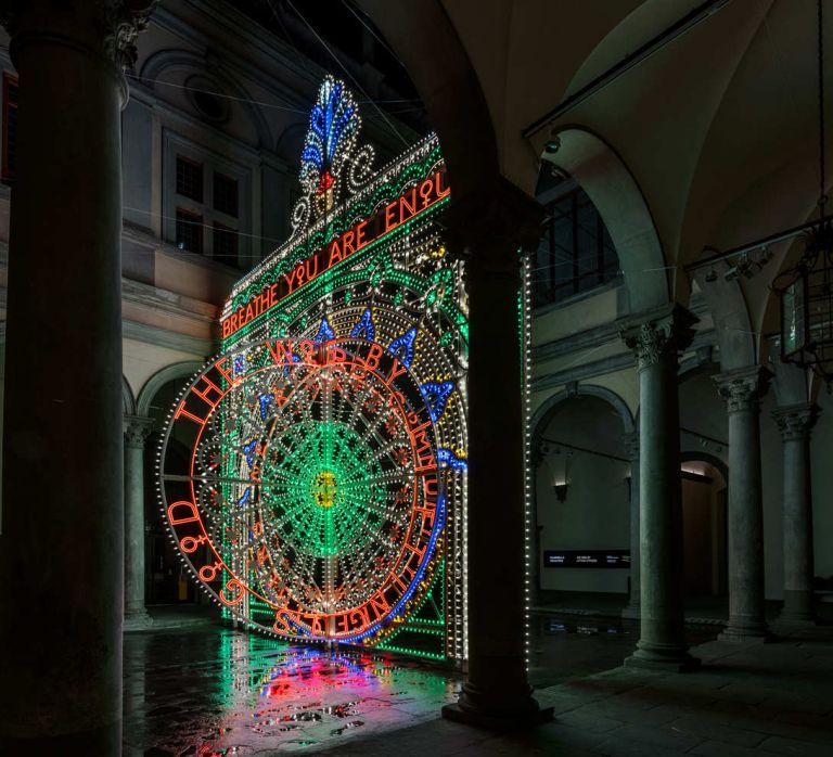 Marinella Senatore, We rise by lifting others, Palazzo Strozzi, Firenze ©photoOKNOstudio