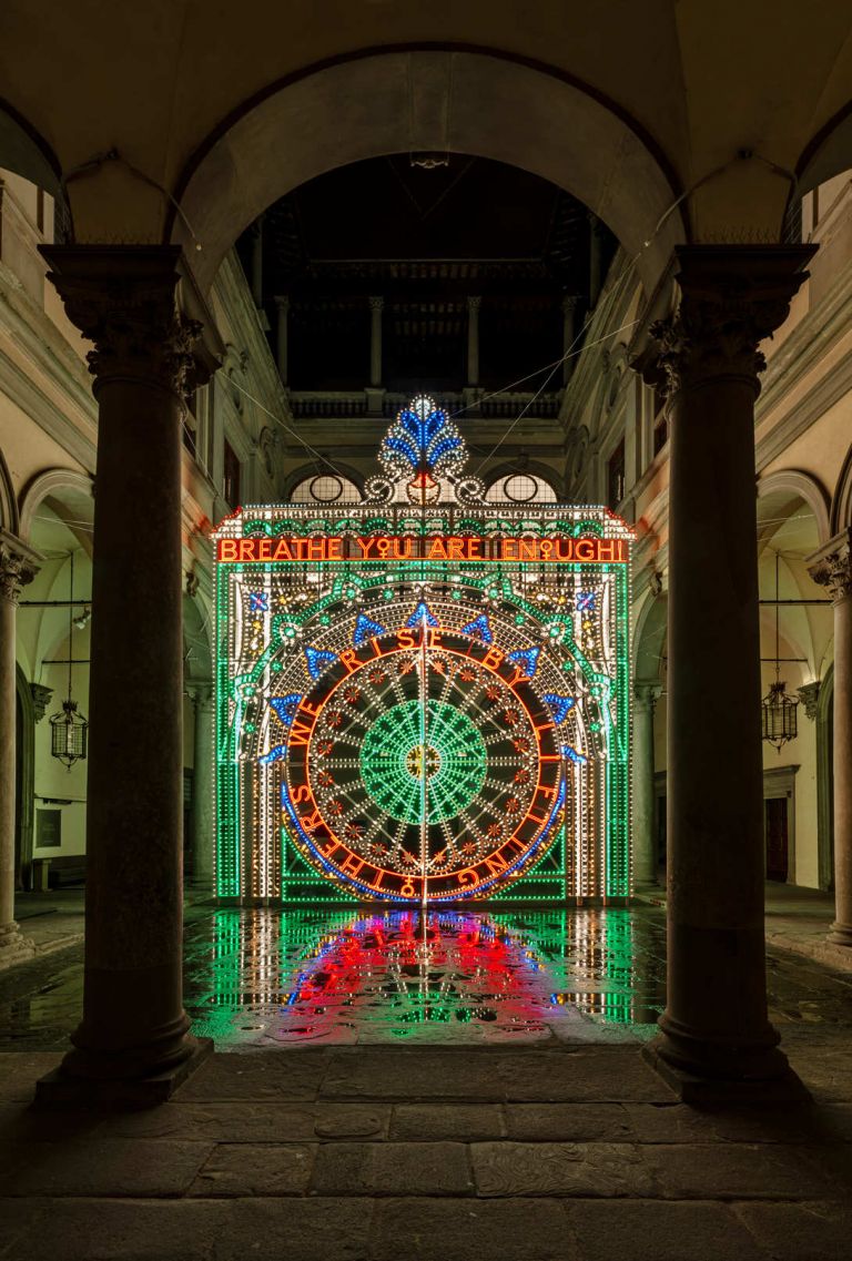 Marinella Senatore, We rise by lifting others, Palazzo Strozzi, Firenze ©photoOKNOstudio