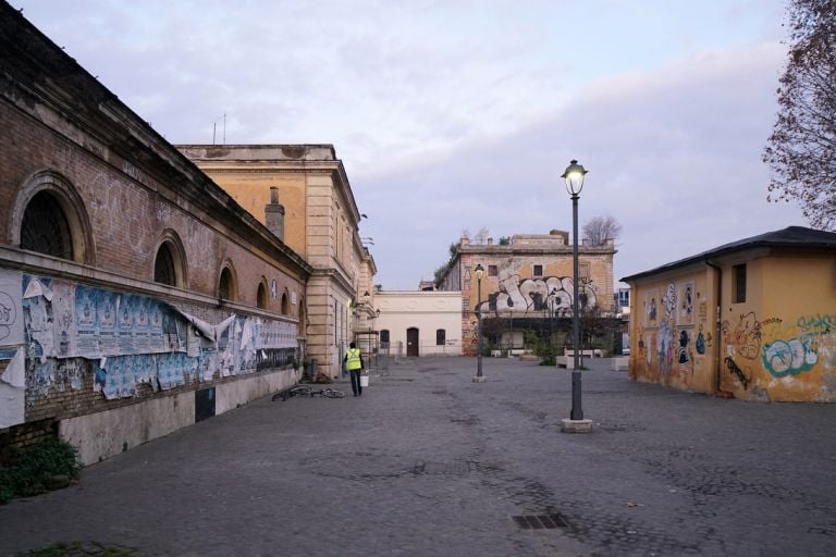 Iginio De Luca, Sta Scrivendo..., Roma © Luis do Rosario