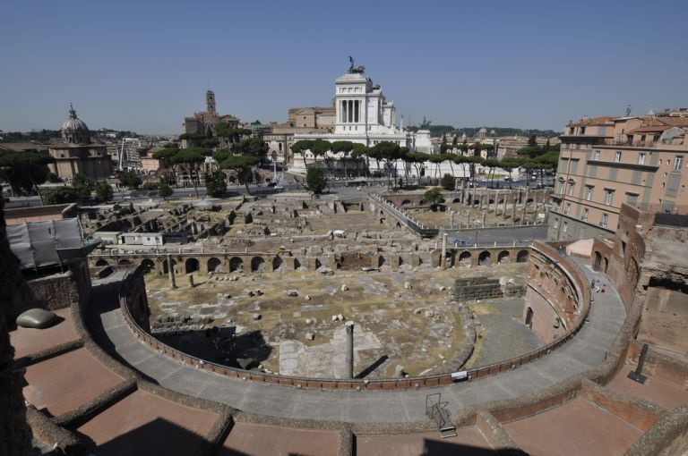 Via Alessandrina Veduta dai Mercati di Traiano durante i lavori, Roma