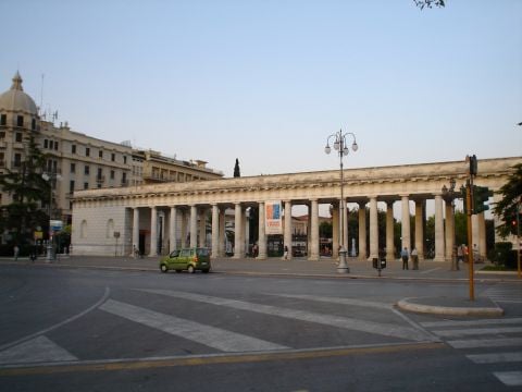 Villa Comunale Foggia, Via wikipedia