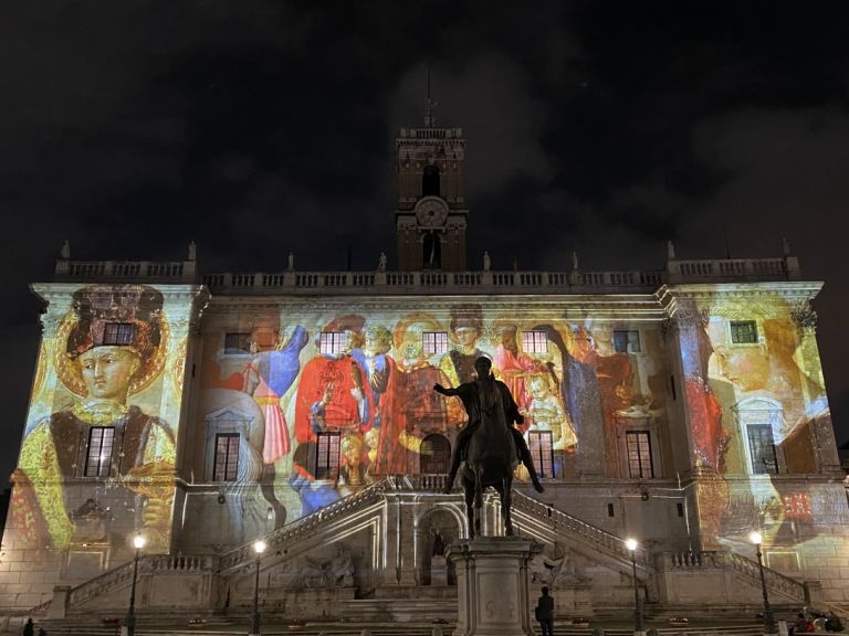 video mapping Visioni di Natale su Palazzo Senatorio