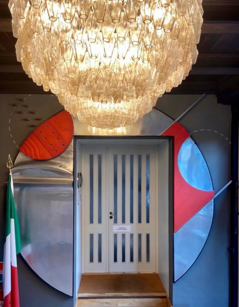 Ingresso Istituto, Installazione di Gino Scarpa e Lampadario di Carlo Scarpa courtesy Istituto Italiano di Cultura Copenaghen