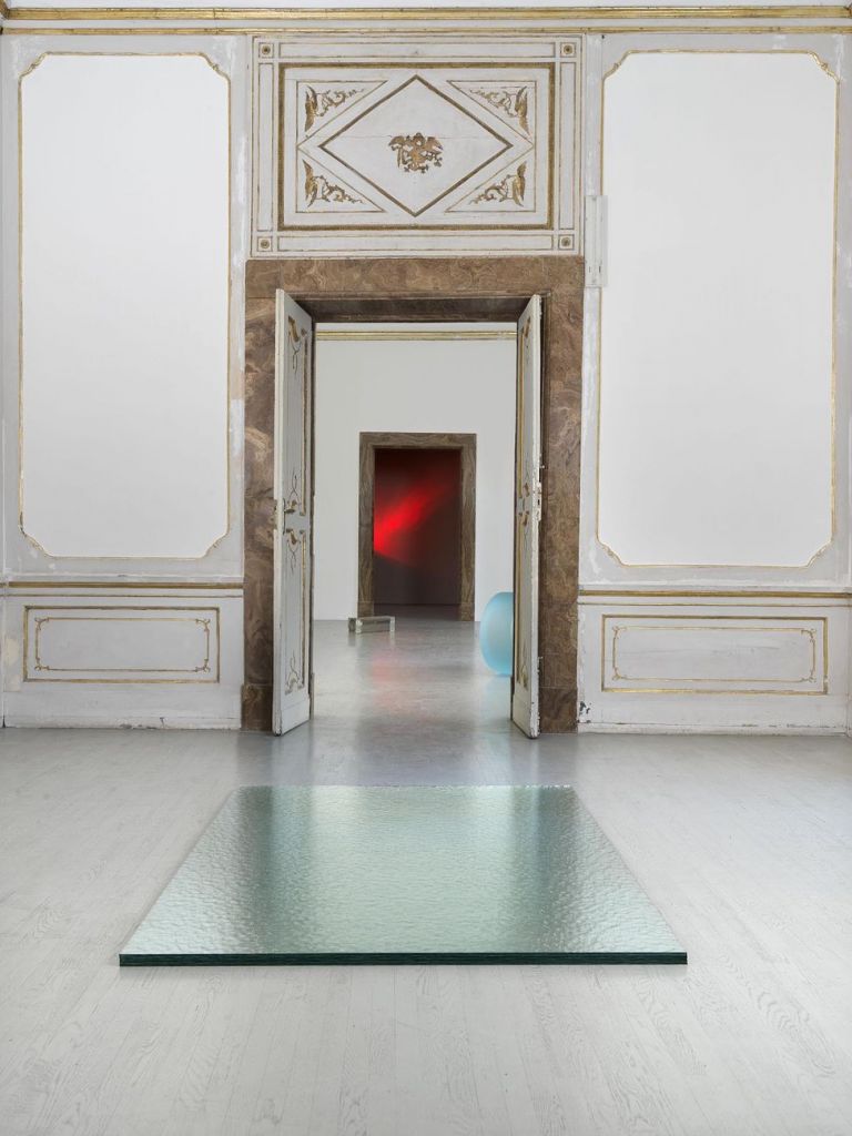 Ann Veronica Janssens. Exhibition view at Galleria Alfonso Artiaco, Napoli 2020. Photo Grafiluce