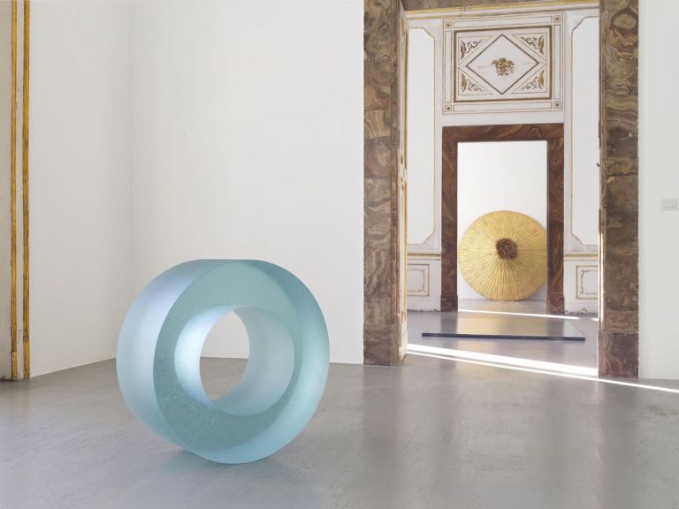 Ann Veronica Janssens. Exhibition view at Galleria Alfonso Artiaco, Napoli 2020. Photo Grafiluce