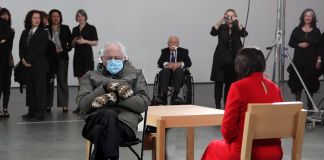 Bernie Sanders in Marina Abramovic, The artist is present