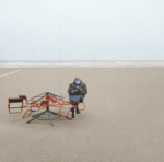 Bernie Sanders in una fotografia di Luigi Ghirri